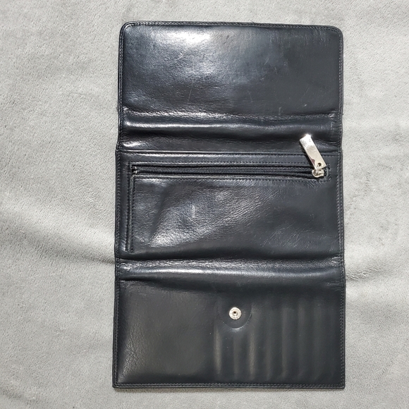 Bond Street Genuine Black Leather Trifold Checkbook Wallet - Picture 4 of 10